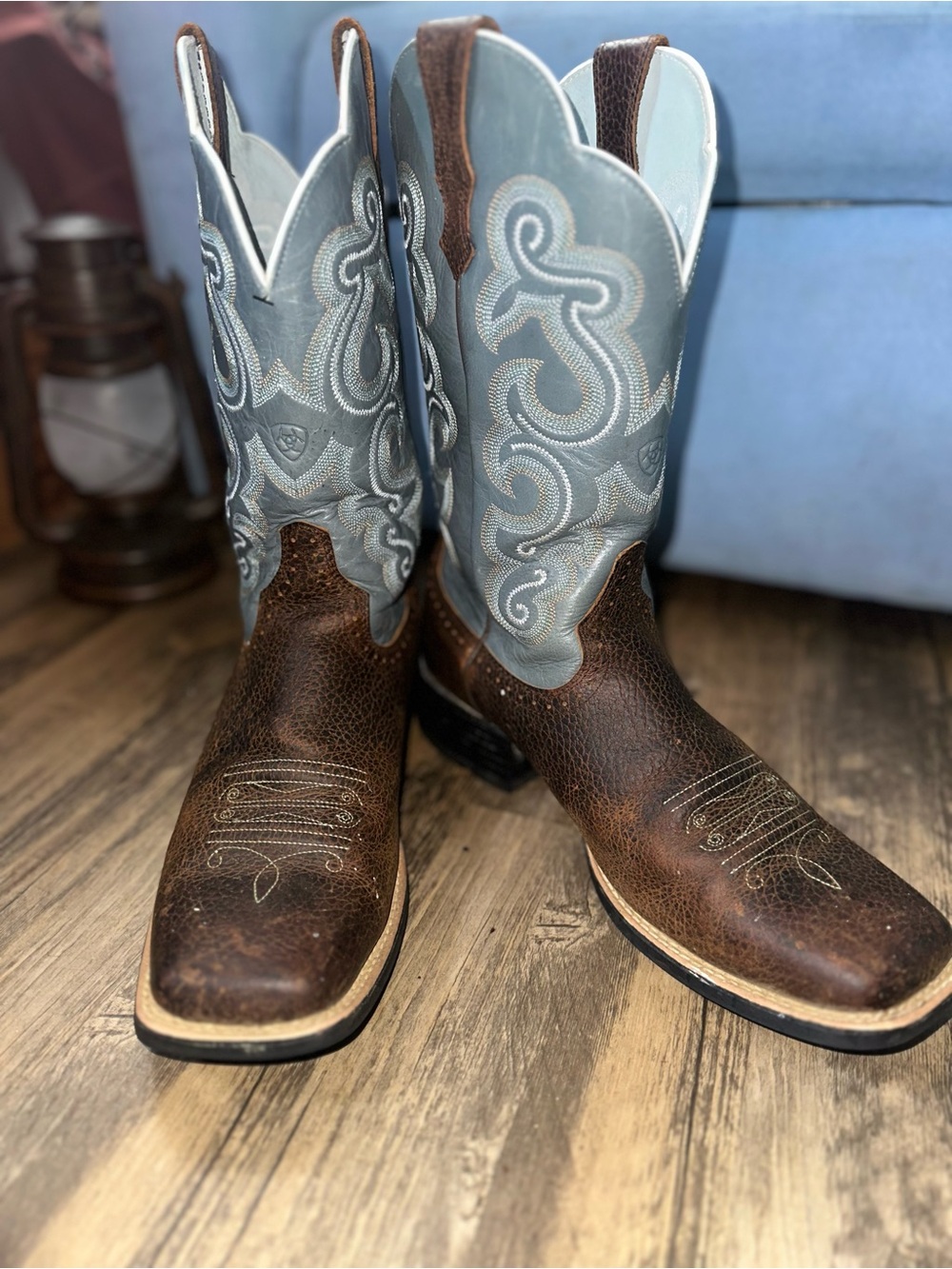 Women’s AriatTwo-Tone Western Cowboy Boots - Brown Leather with Light Blue Shaft